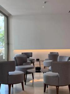 Angela Downtown Rooms - 17