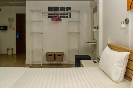 Allstar Guesthouse - 62