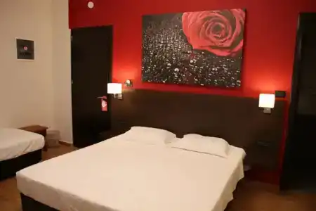 Sonia & Suites - 111