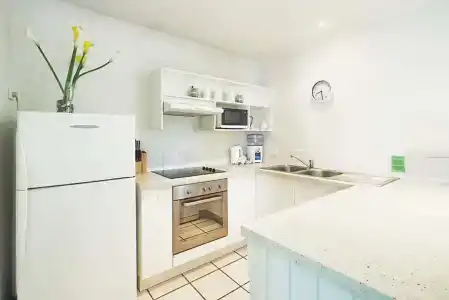 Coral Beach Noosa - 28