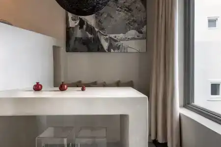 West East Suites - 35