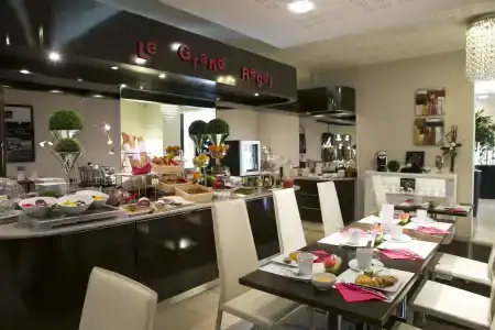 Mercure Cathedrale - 12