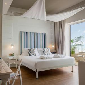 Luxor Cattolica Beach - 43
