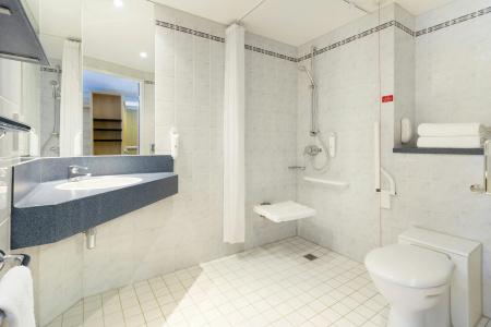 Holiday Inn Express Park Royal, An Ihg - 36