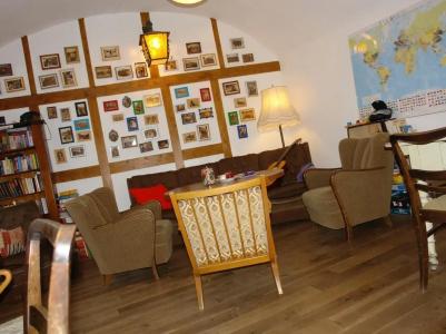 Lotte - The Backpackers - 13
