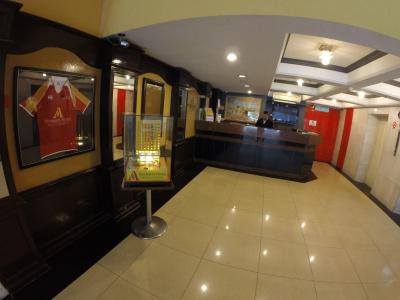 Adamson - 15