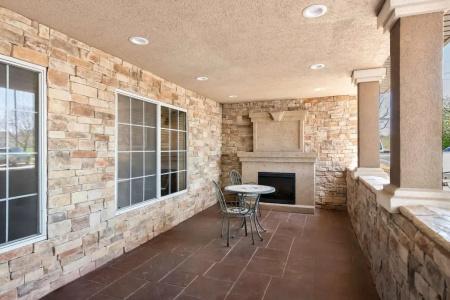 Country Inn & Suites by Radisson, West, KS - 26