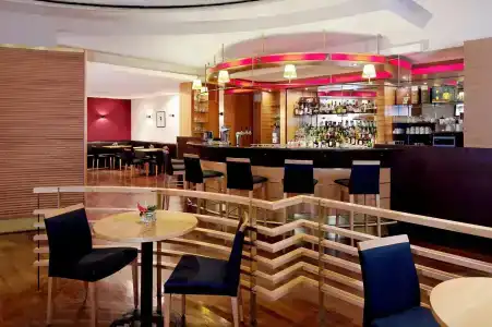 Sheraton Duesseldorf Airport - 14