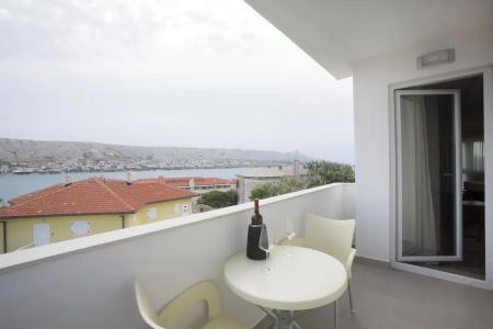 Boutique Intermezzo - Pag centre - 76