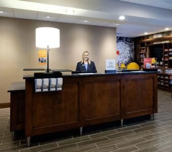 Hampton Inn Downtown - 1