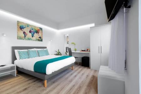 Sirocco Suites - 32