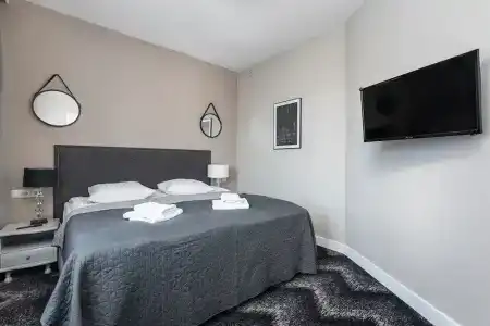 ApartEtna - 79
