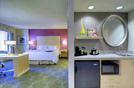 Hampton Inn & Suites by Hilton Miami Downtown/Brickell - 3