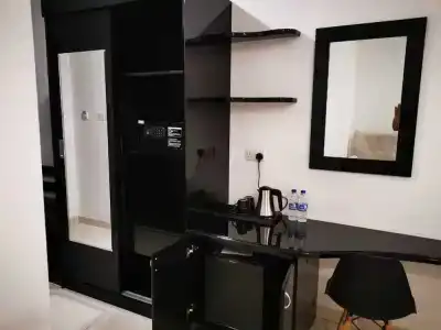 Parkside Plaza Muscat - 24