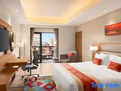 Ramada Encore by Wyndham Thamel - 18