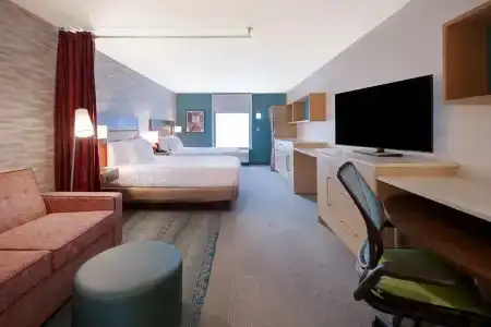 Home2 Suites By Hilton - 38