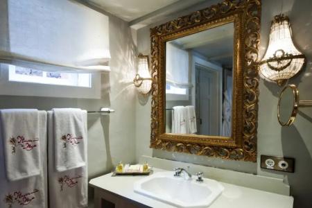Hacienda de Abajo-Adults Only - 44
