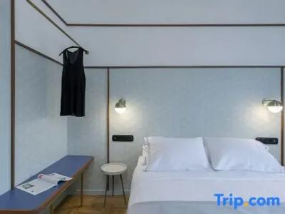 Acro Urban Suites - 86