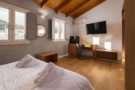 Andros 4 All Seasons Villas & Suites - Agios Nikolas street - 28