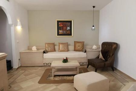 Shell Beach & Spa - 3