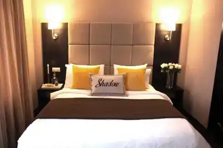 Shadow Boutique & Spa - 13
