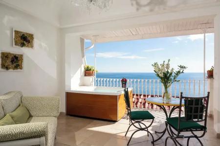 Eden Roc Suites - 351