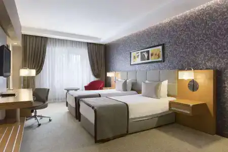 Ramada Plaza By Wyndham Izmit - 2