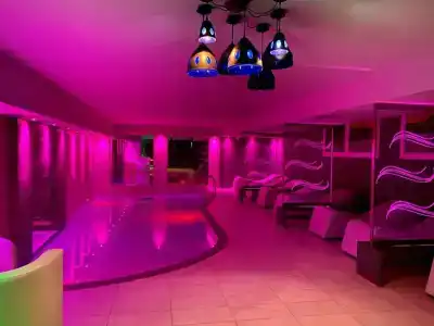 Aqa Palace - 2