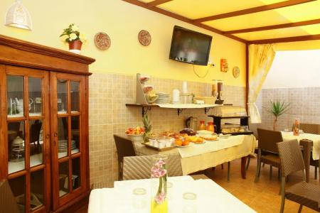 Coralia Bed & Breakfast - 20
