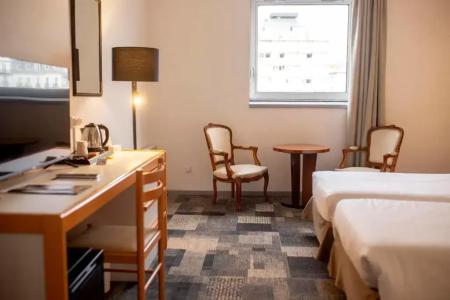 Hôtel Paradis - 118