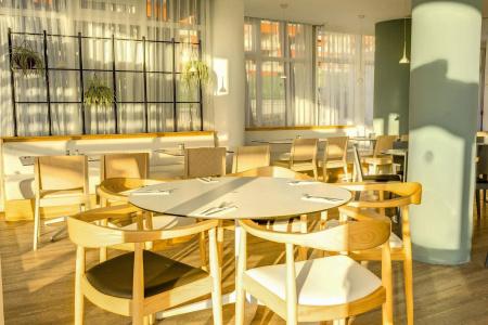 Coral Ocean View - Adults Only - 33