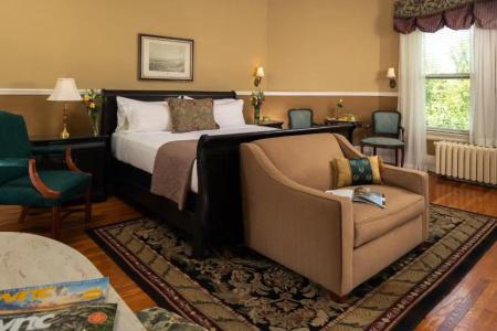 Albemarle Inn - - 24
