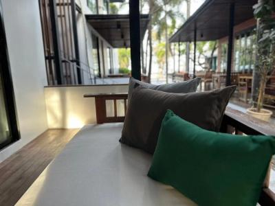 Banlansuan Resort Sha Plus - 41