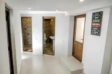 Hostel Re - 9