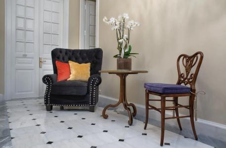 Noble Suites - 11