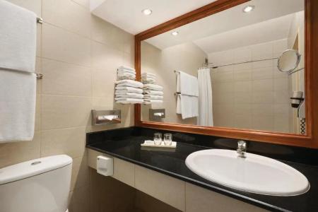 Ramada by Wyndham Bahrain - 23