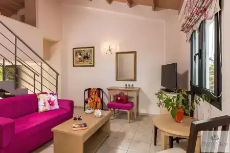 Pilot's Villas Luxury Suites - 93