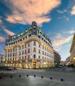 Hilton Garden Inn Bucharest - 49