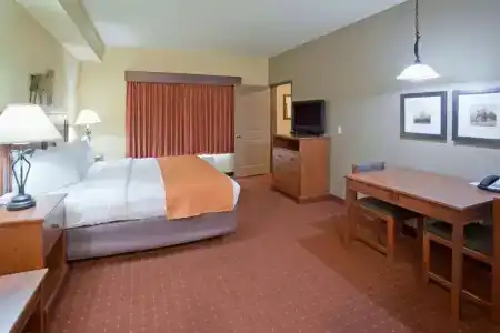 AmericInn by Wyndham Medical Center - 62