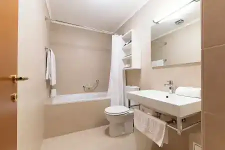 The Residence - 52