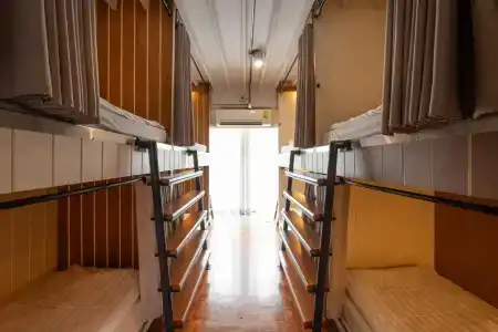 Bed Addict Hostel - 10