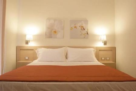 Le Rose Suite - 52