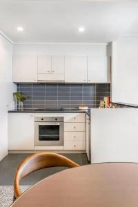 Adina Apartment Barrack Plaza - 48