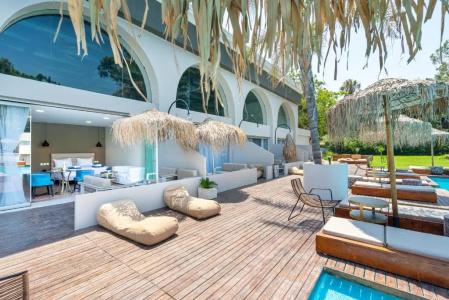 Bamboo Suites Boutique - 18