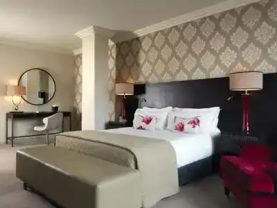 The Westbury - 68