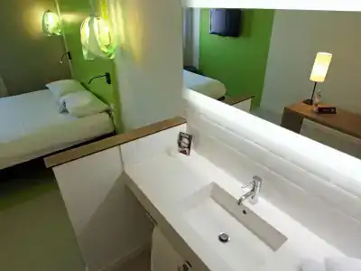 ibis Styles Nimes Gare Centre - 51