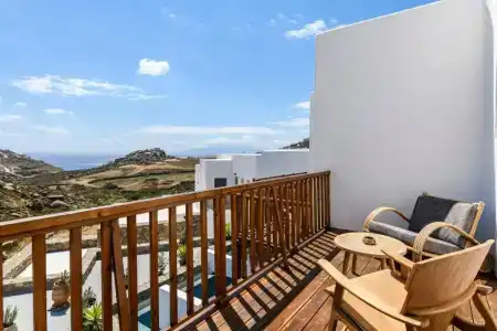 Charisma and Wellness Suites - 37