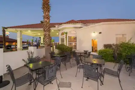 St. George Inn and Suites - 16