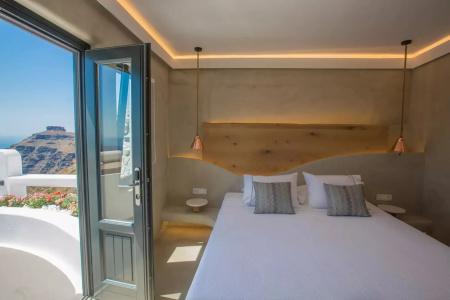 Chic Santorini - 3