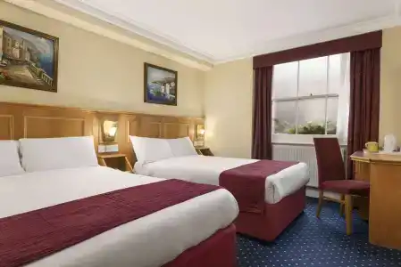 Days Inn Hyde Park - 3